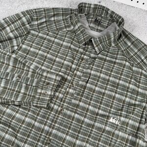REI Plaid Button Up Shirt Mens XXL Green Long Sleeve Hiking Outdoor Fishing 2XL